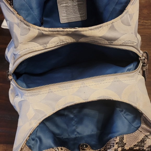 Coach 17689 Maggie Madison op art shoulder bag - Picture 5 of 6